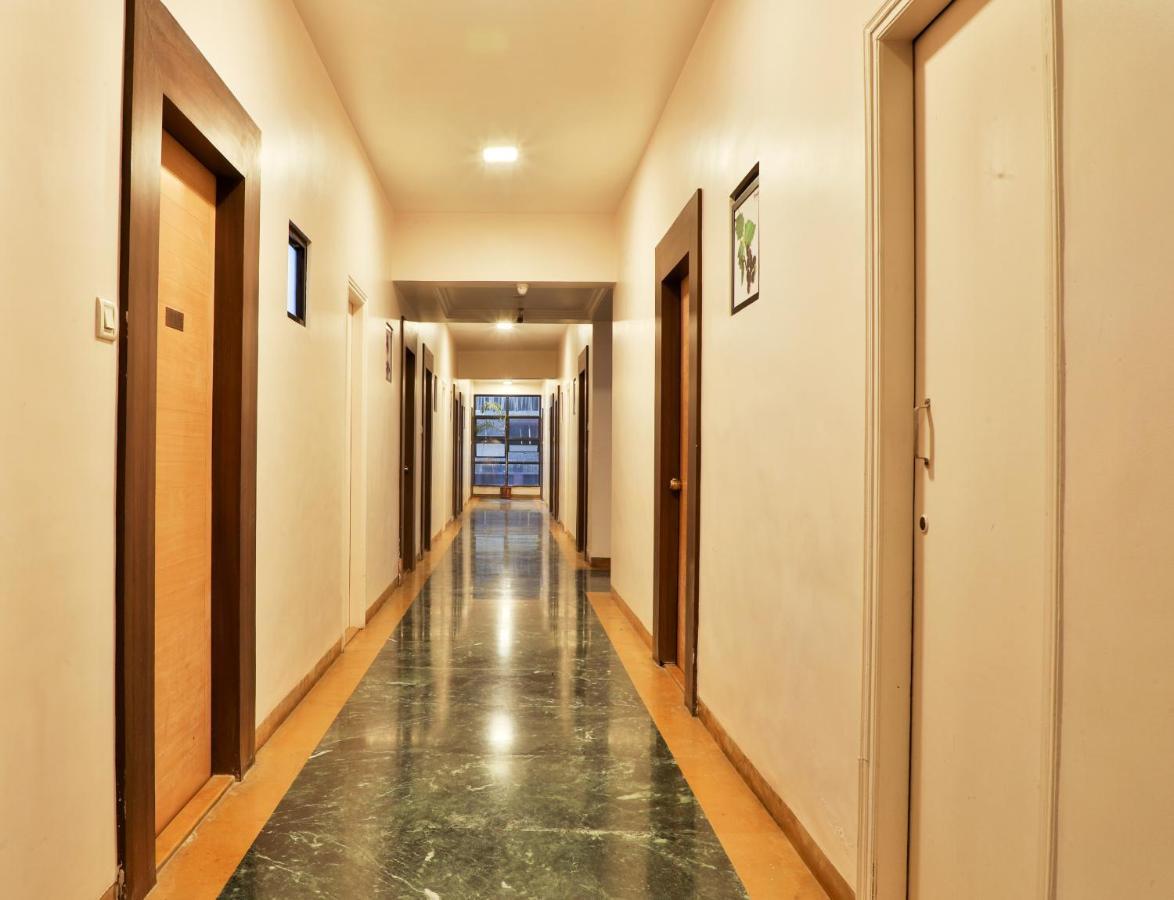 Saish Hotel シルディ エクステリア 写真