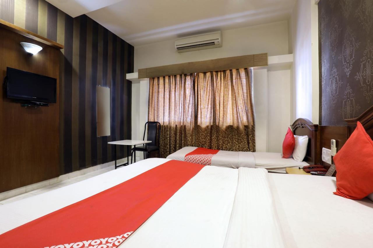 Saish Hotel シルディ エクステリア 写真